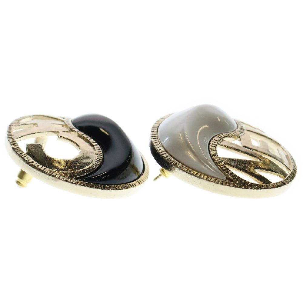 CHANEL(シャネル) ピアス 23年製 CHANEL (シャネル) 23年 クルーズコレクション ロゴ ラウンド 両