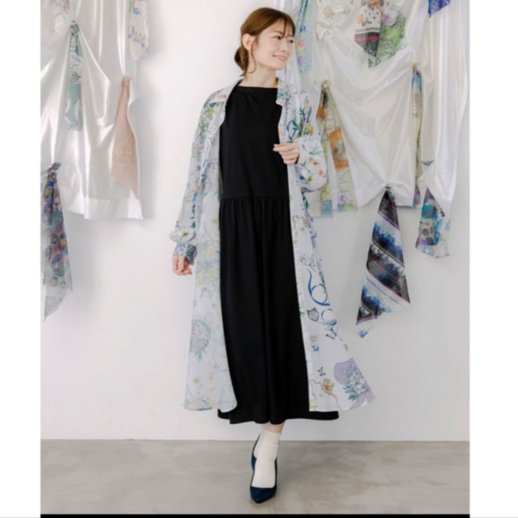 ScoLar 星座と花束柄シャツワンピース