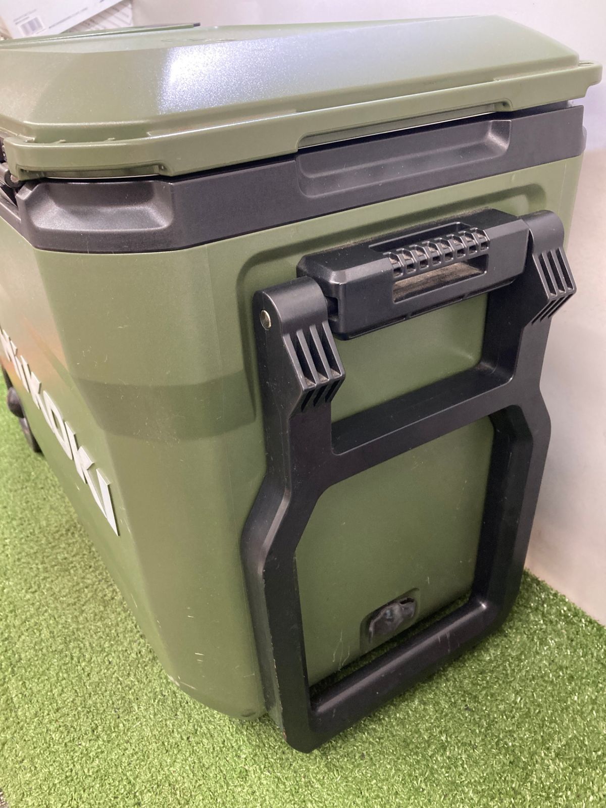 HIKOKI コードレス冷温庫 UL18DB(NMG) 新品開封済み 本体のみ HiKOKI コードレス冷温庫 UL18DB(NMG) 本体のみ [フォレスト
