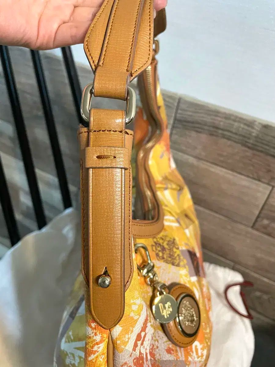 ダックス ショルダーバッグ