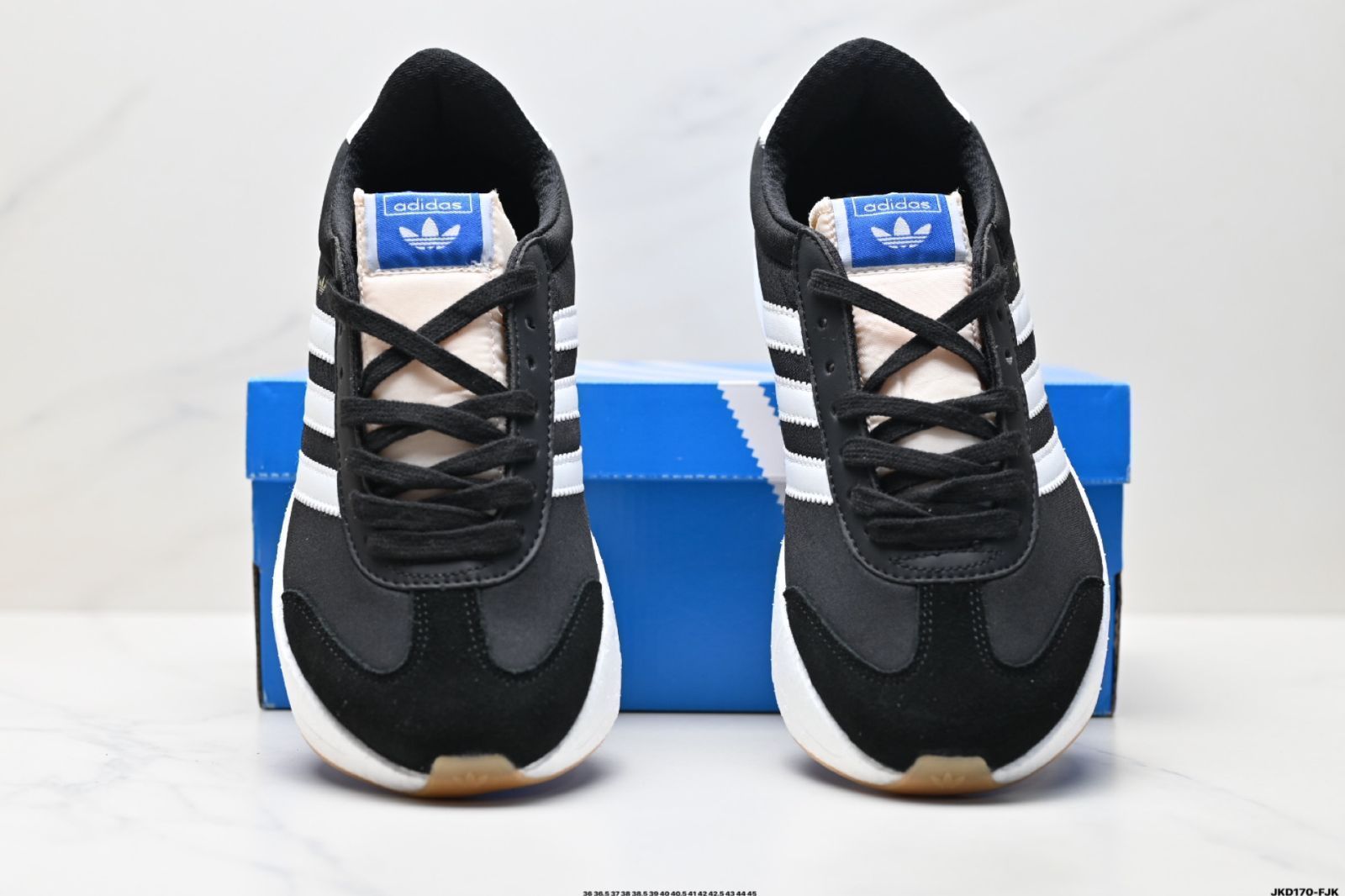 Adidas Originalsアディダス オリジナルズ City RNR 快適で