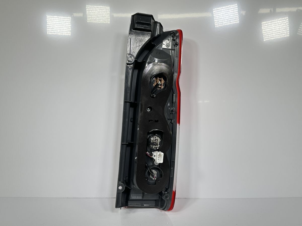 新車外し/美品 200系 ハイエース 4型 5型 6型 7型 KDH201V
