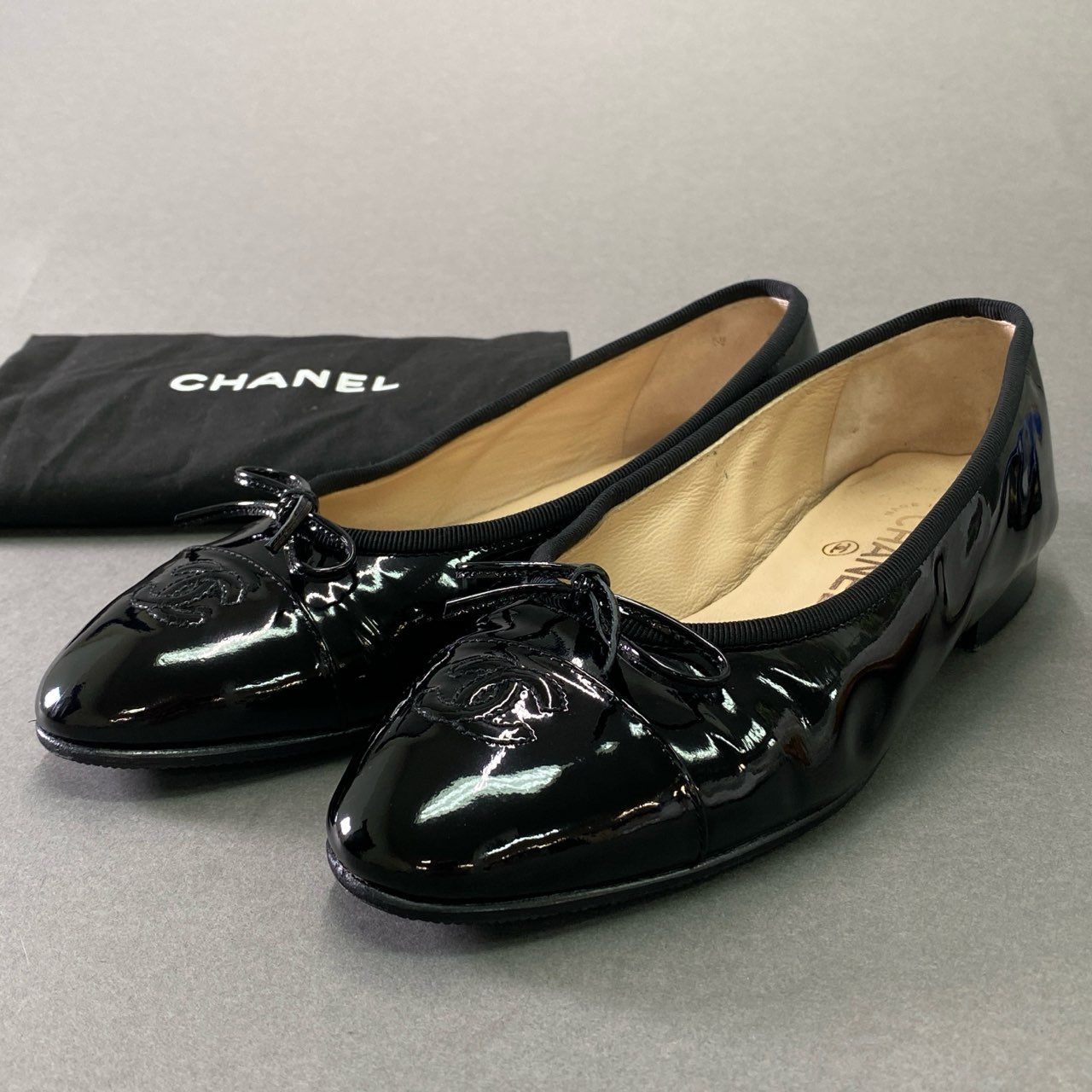 CHANEL エナメル バレエシューズ CHANEL エナメル バレエシューズ