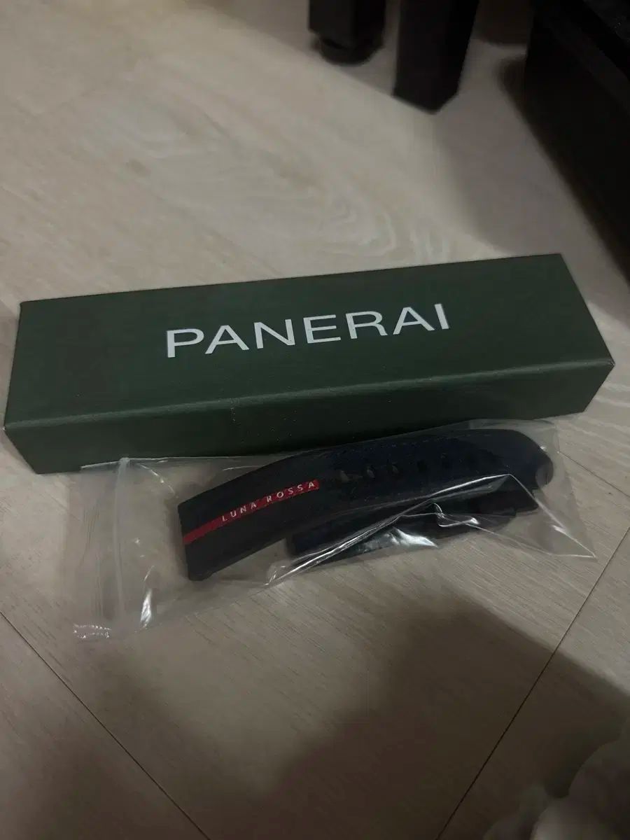 PANERAI パネライ ルナローザ ストラップ