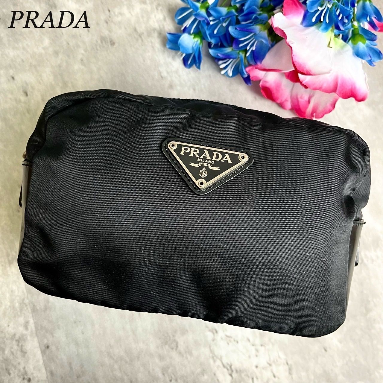 ✨良品✨ PRADA プラダ ポーチ バニティバッグ トライアングル 三角