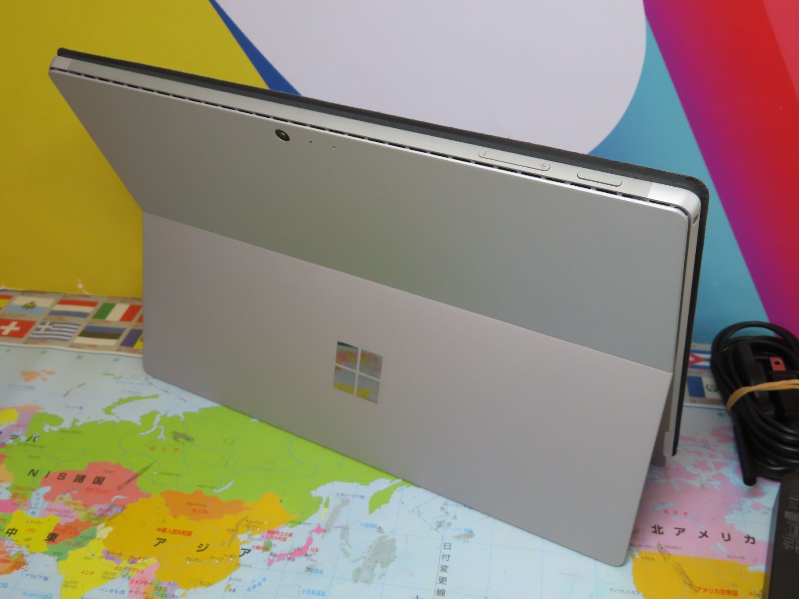 極美品 累積稼働60時間 マイクロソフト Surface Pro5 8GB Windows11