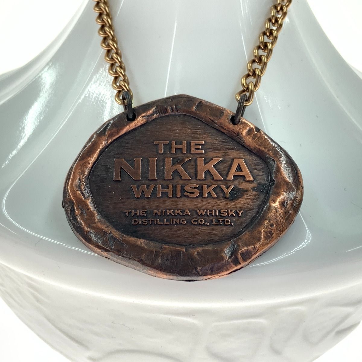 値下げ価格THE NIKKA WHISKEY 鶴 ホワイト陶器ボトル ニッカ 楽天市場】【送料無料】 ニッカ ウイスキー 鶴 陶器 ボトル
