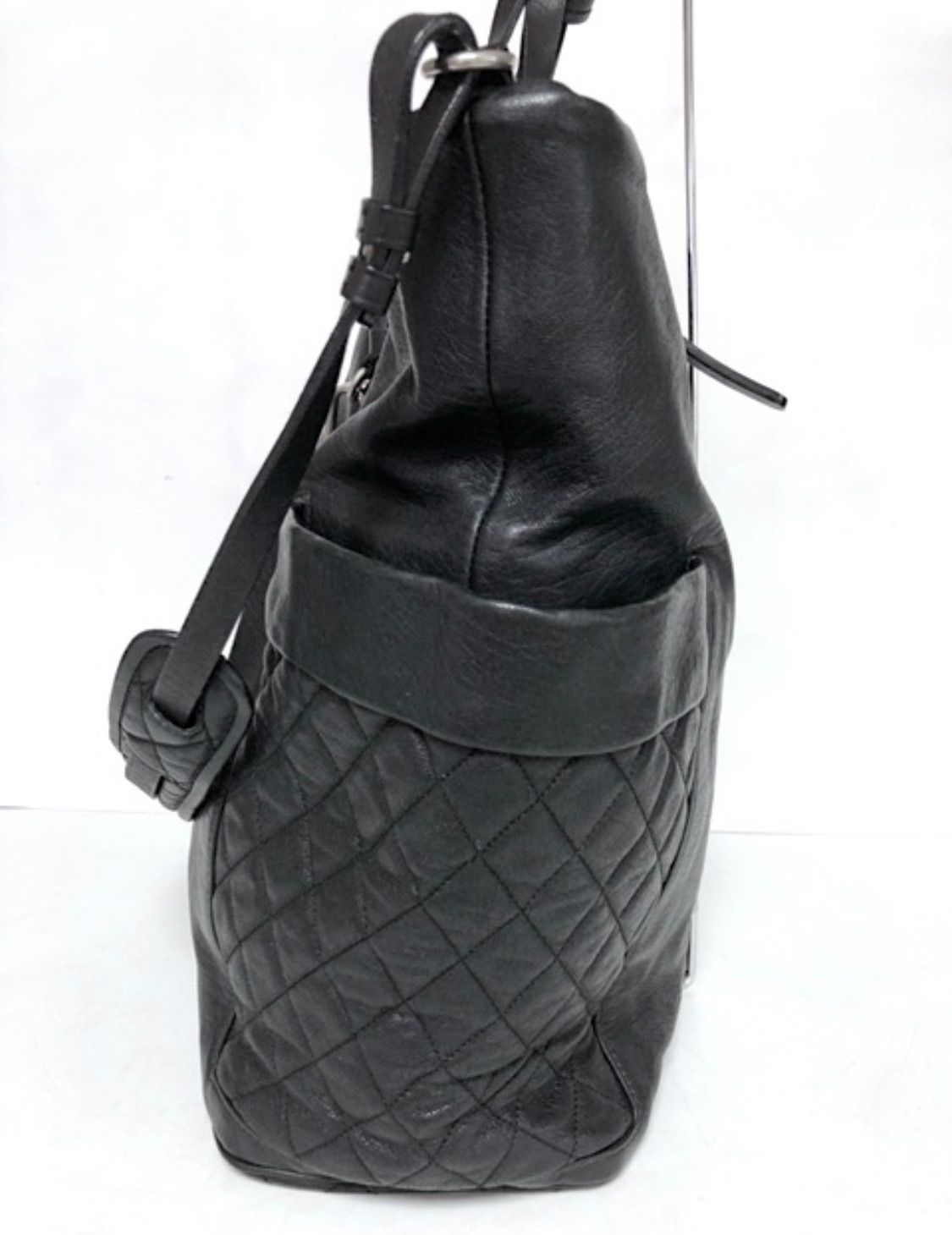 未使用級/現行 JIMMY CHOO HALE VARENNE カメラバッグ 未使用級/現行 JIMMY CHOO HALE VARENNE カメラバッグ - メルカリ