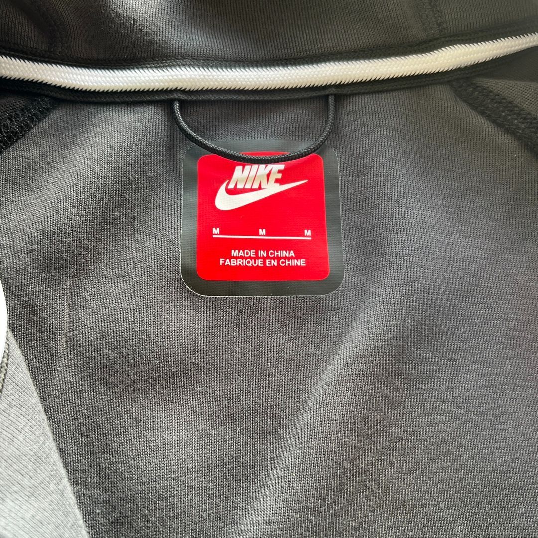 Syna World×Nike