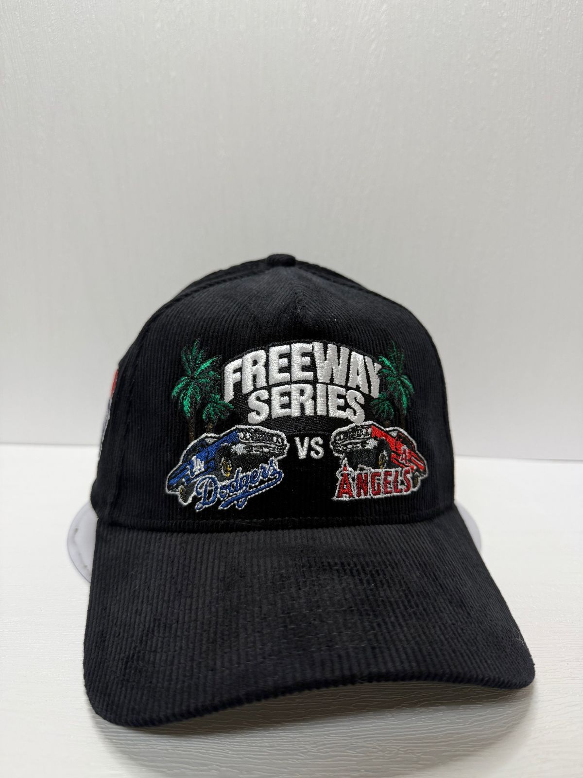 Newera ロサンゼルスドジャースvsロサンゼルスエンゼルス フリーウェイシリーズ 9forty A-FRAME スナップバックキャップ ブラックカラー