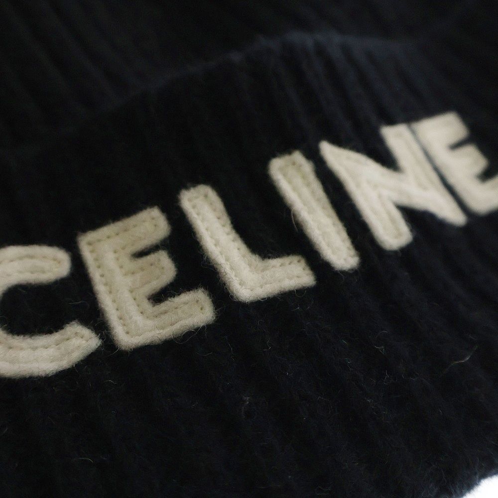 CELINE トリオンフ エンブロイダリー ニット帽 BLACKPINKリサ