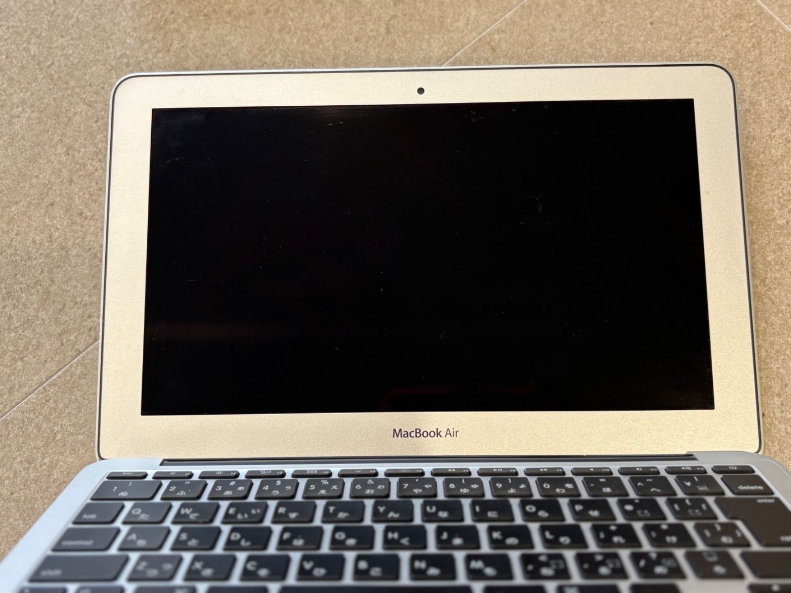 中古品〕 MacBook Pro 15-inch Mid-2019 MV932J／A Core_i9 2.4GHz