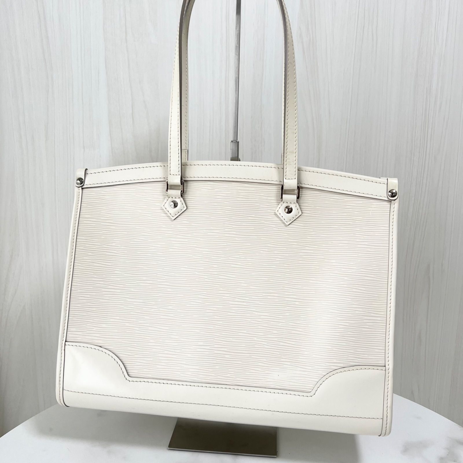 ルイヴィトン LOUIS VUITTON Louis Vuitton LV ハンドバッグ エピ  