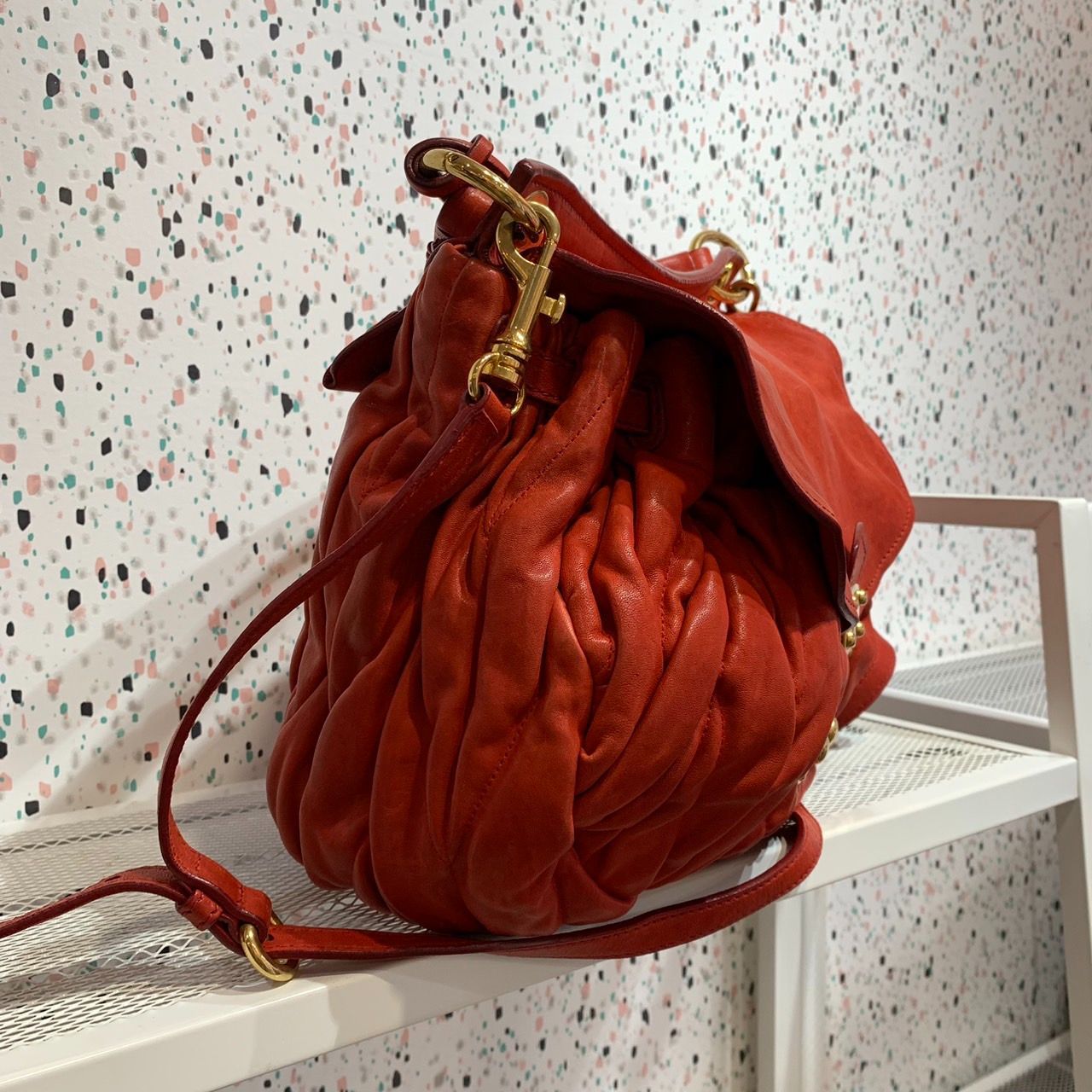 MIUMIU ACCA CON PATTINA ミュウミュウ マトラッセ 2WAYバッグ 