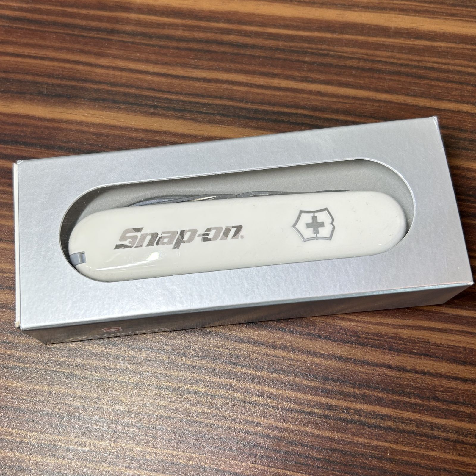 限定モデル VICTORINOX × Snap-on ビクトリノックス×スナップ