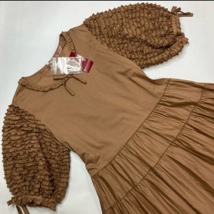 ♥ ピンクハウス モカ茶 豪華ピコフリル使い ワンピース|2025年