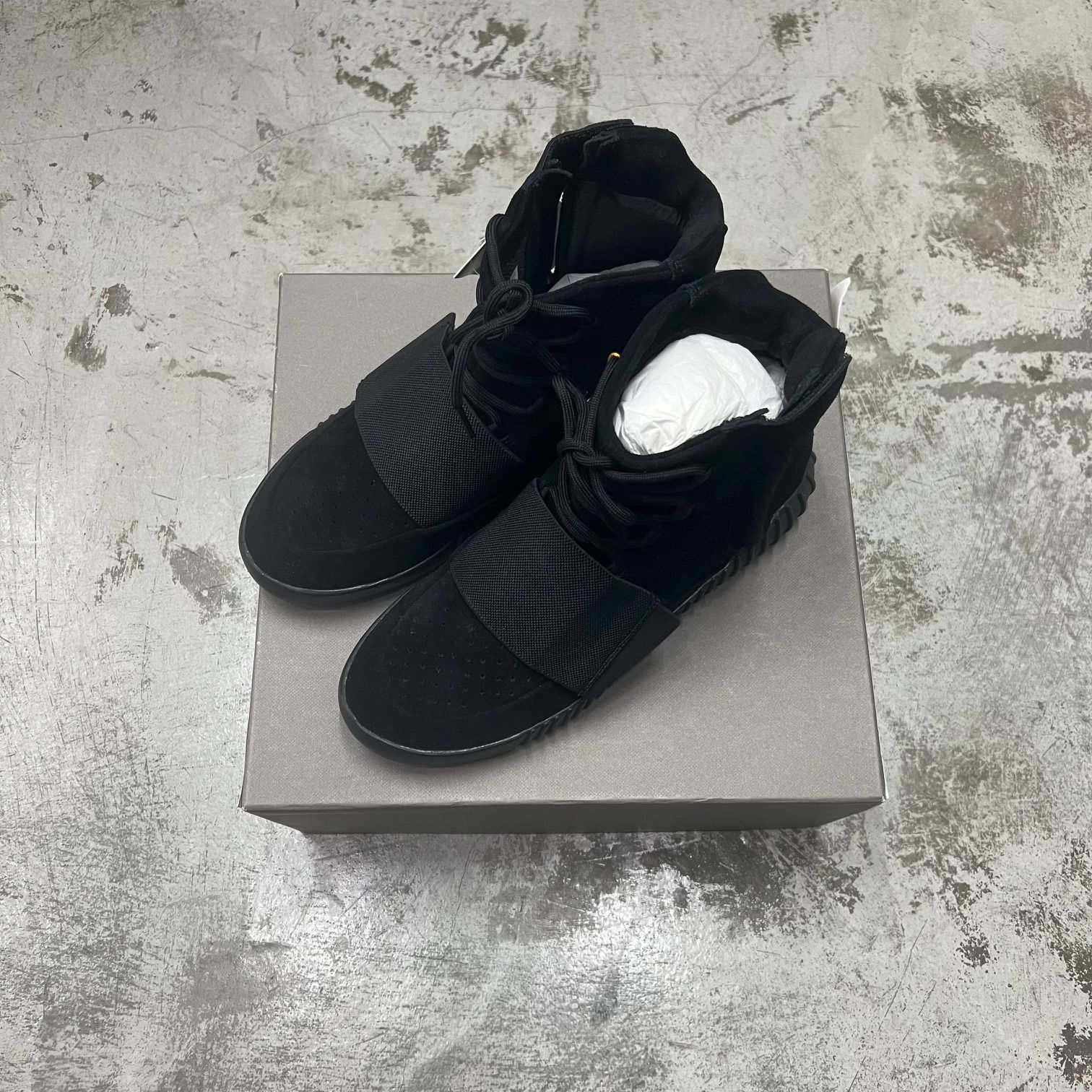 国内正規 新品 adidas YEEZY Boost 750 Triple Black BB1839 イージー 