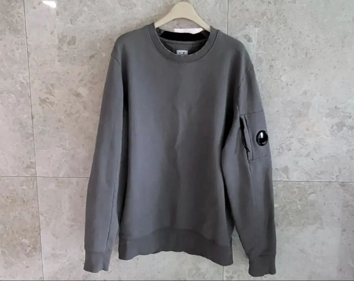 【雷市場（ポンジャン）商品韓国直送】 Cp カンパニー パーカー Tシャツ m