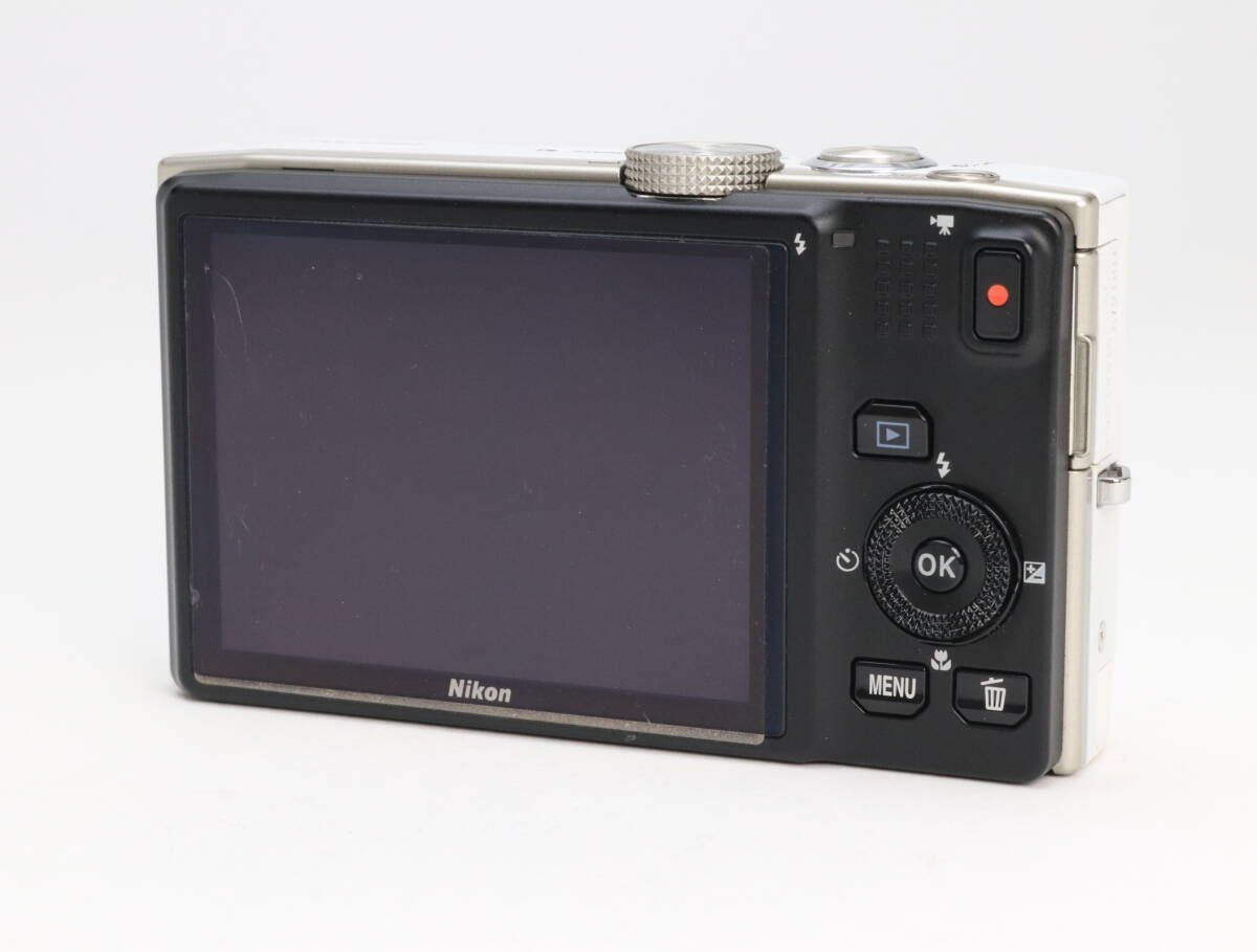  C 実用品 Nikon ニコン COOLPIX S 8200 ナチュラルホワイト 初期不良 可 99 140 コンパクトデジタルカメラ デジタルカメラ