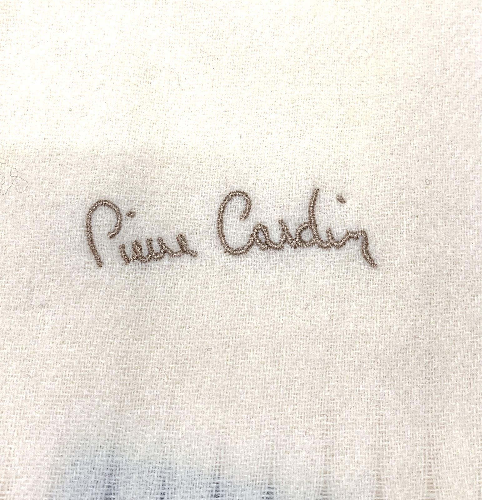 新品未使用タグ付き ピエールカルダン カシミヤマフラー キャメル 楽天市場】Pierre Cardin ピエール・カルダン（マフラー