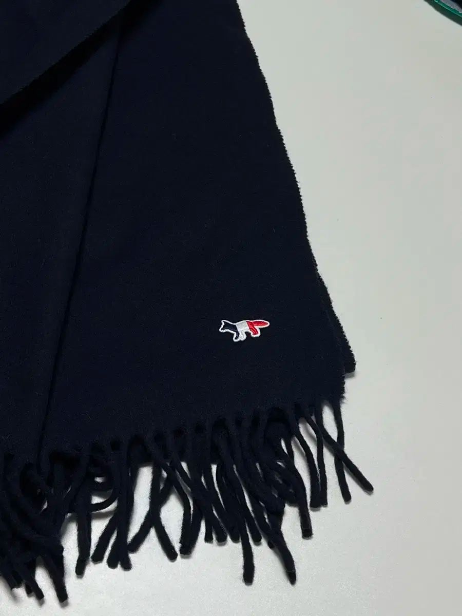 Maison Kitsuné メゾンキツネ マフラー