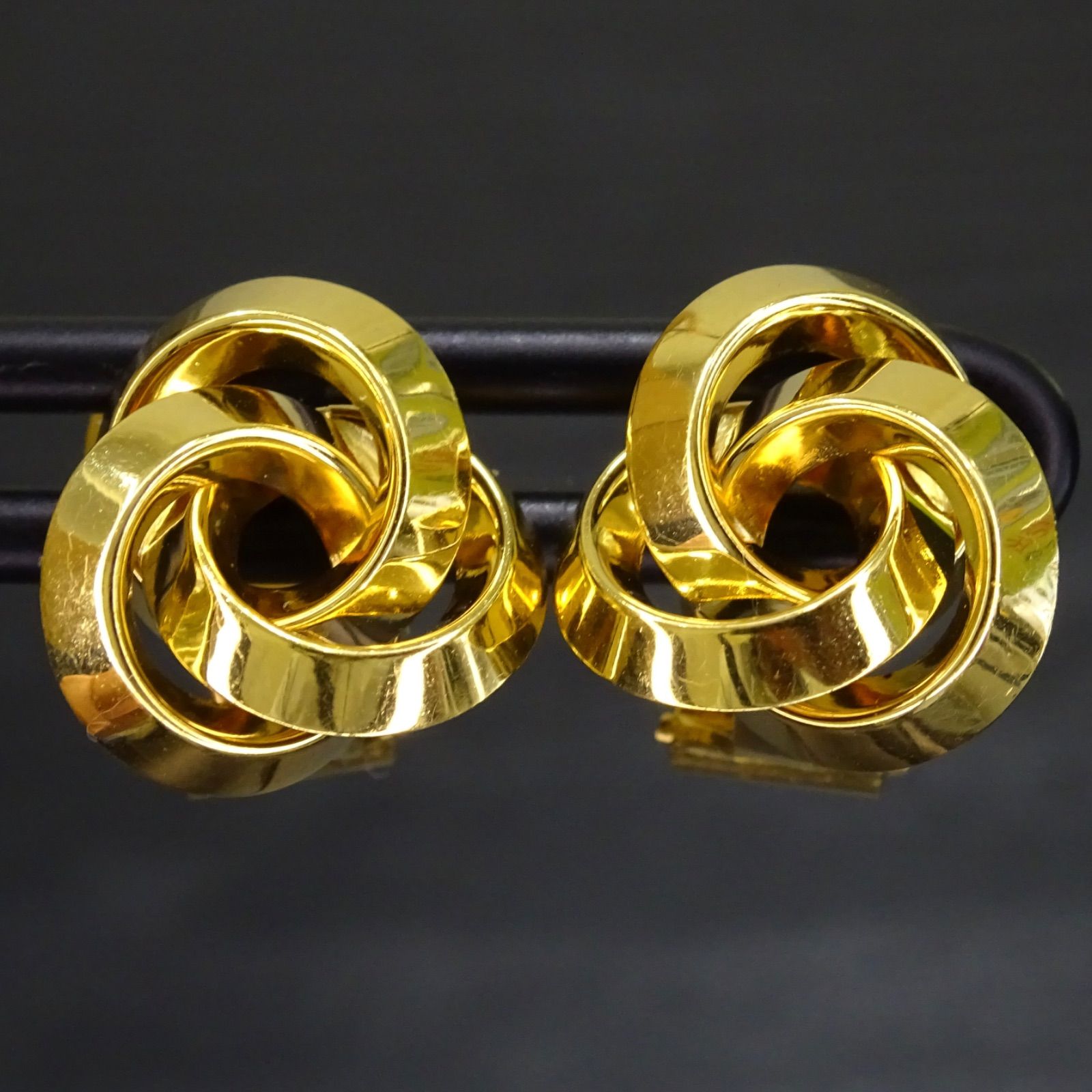 18金 K18 ゴールド GOLD 750 ツイスト デザイン イヤリング 両耳 18金 K18 ゴールド GOLD 750 ツイスト デザイン イヤリング 両耳