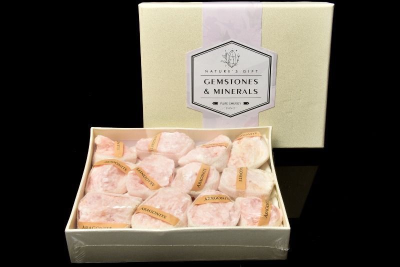 一箱12個入り ピンクアラゴナイト 40-53x27-47mm 鉱物標本ケース 原石