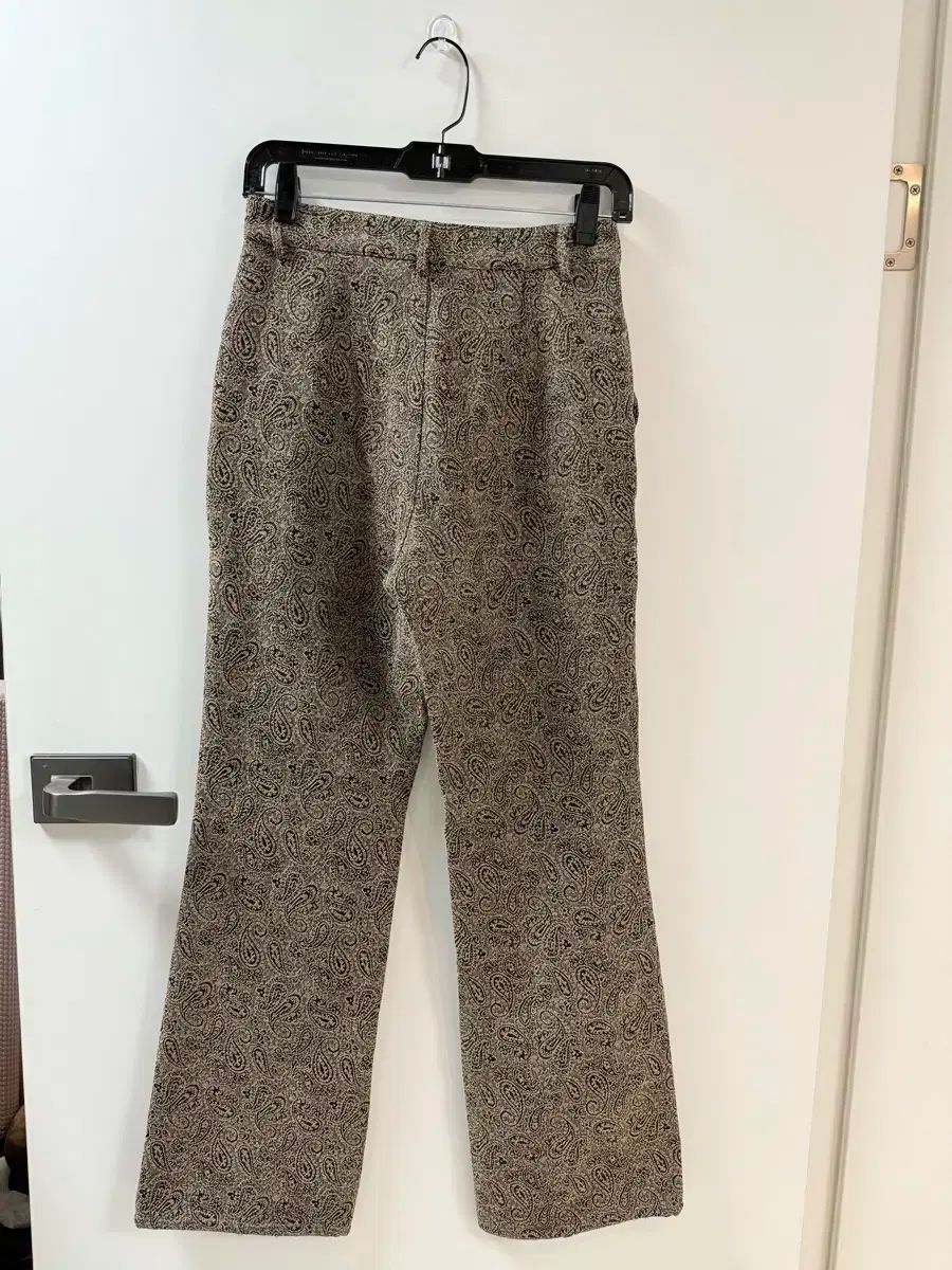 ENZO BLUES ENZO BLUES エンゾーブルース ペイズリー ジャガード パンツ