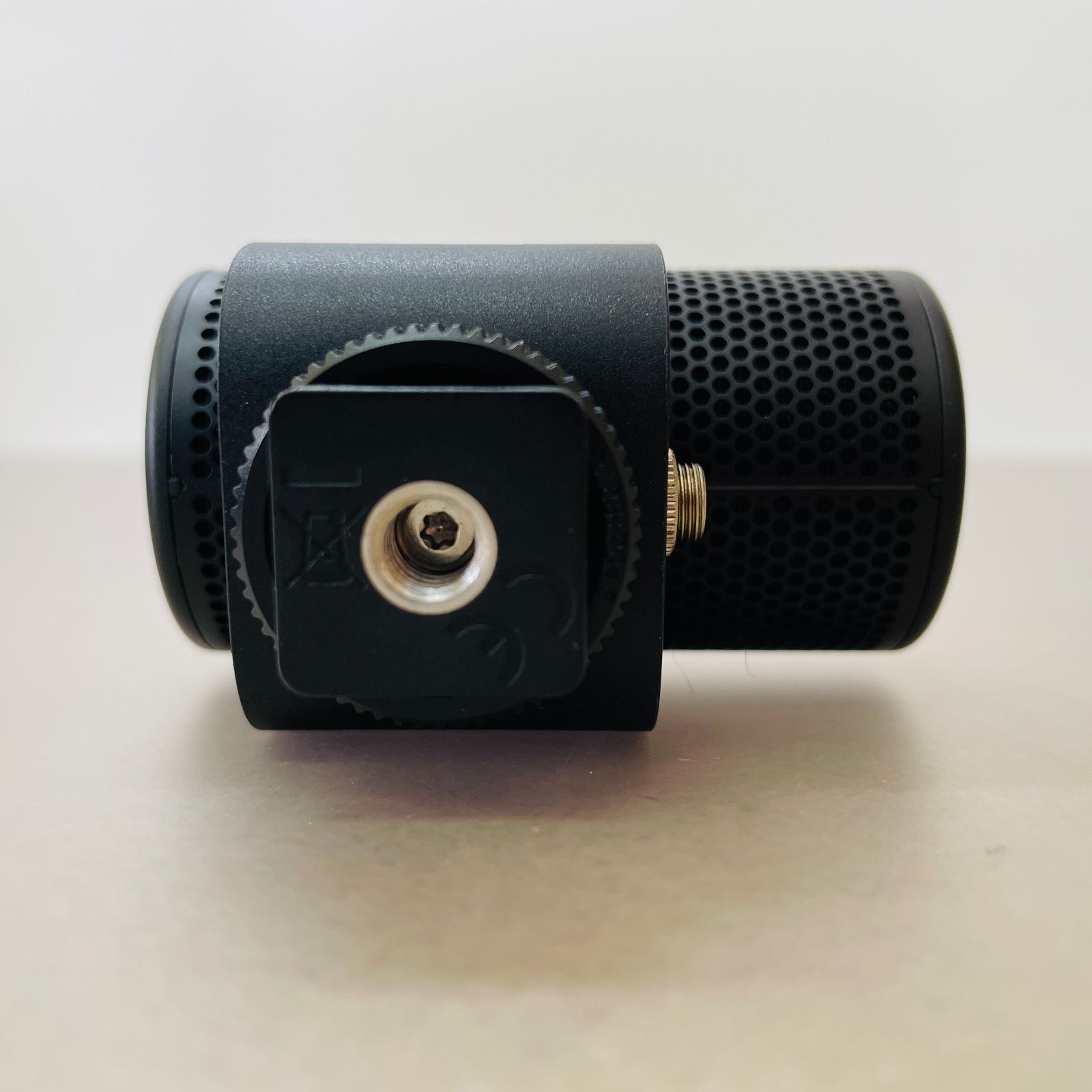 SENNHEISER