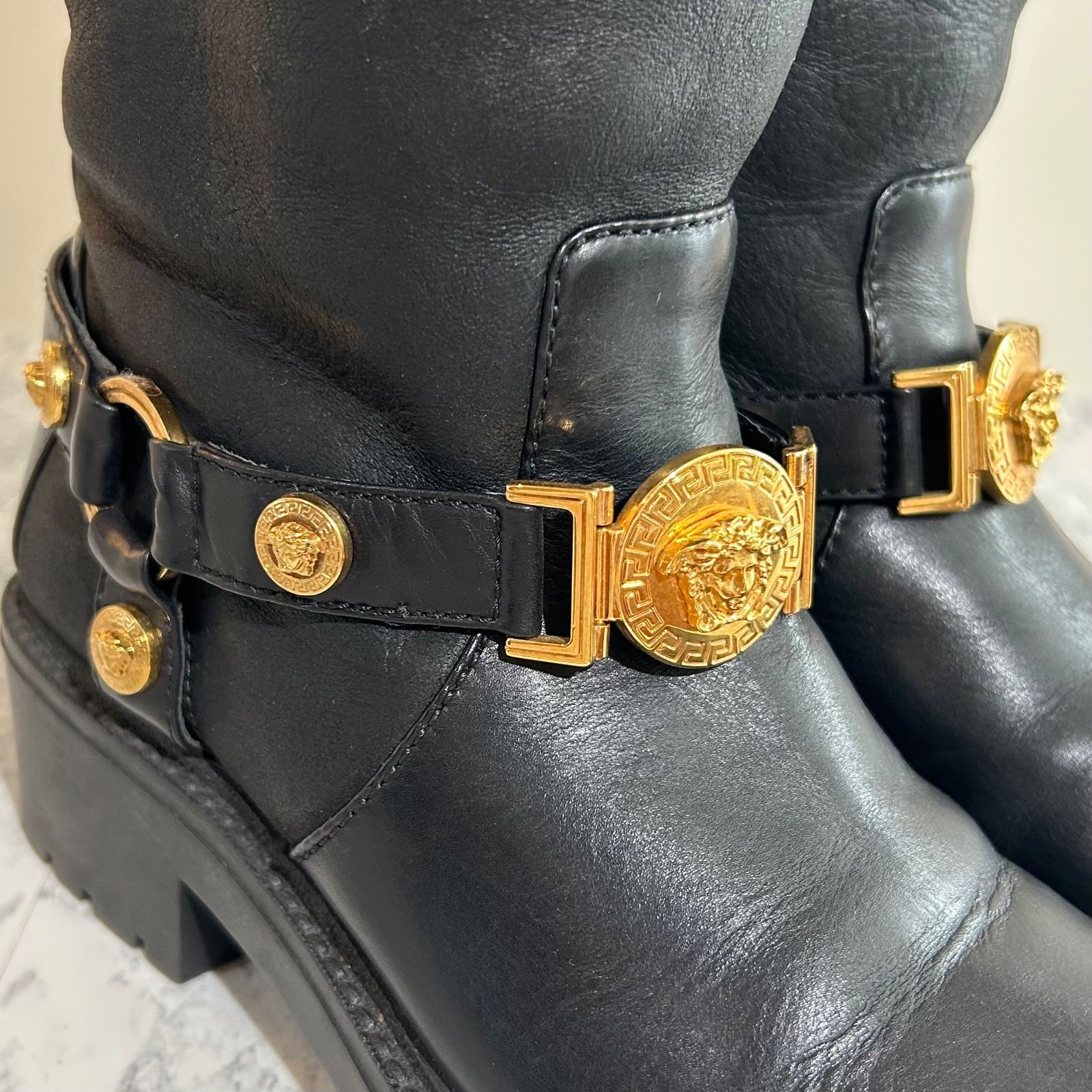 Versace／メデューサ　レザー　ハイキングブーツ Versace／メデューサレザーハイキングブーツ