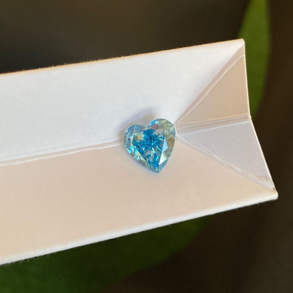 5.00ct VS2 Fancy Intense Blue ラボグロウンダイヤモンド