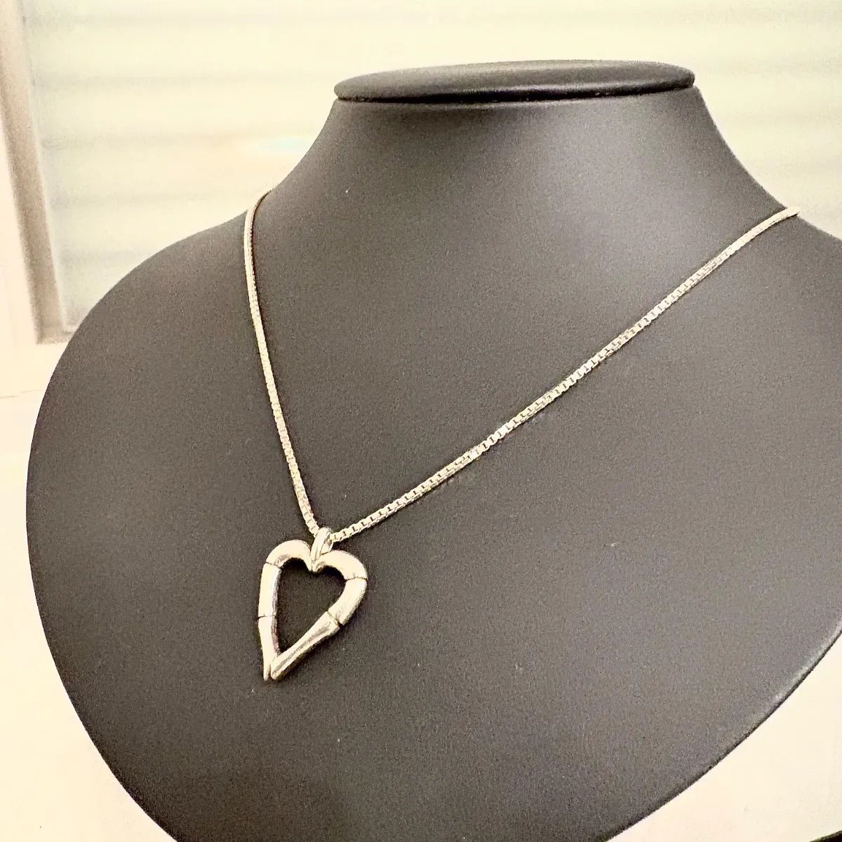 未使用級♡GUCCI グッチ ペンダント バンブー ハート チェーン ネックレス 楽天市場】GUCCI グッチ バンブーペンダントネックレスロゴ刻印