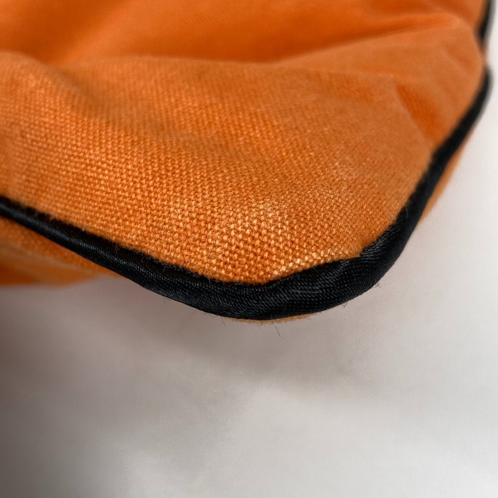 HERMES エルメス クッション ロゴ 刺繍 コットン - メルカリ