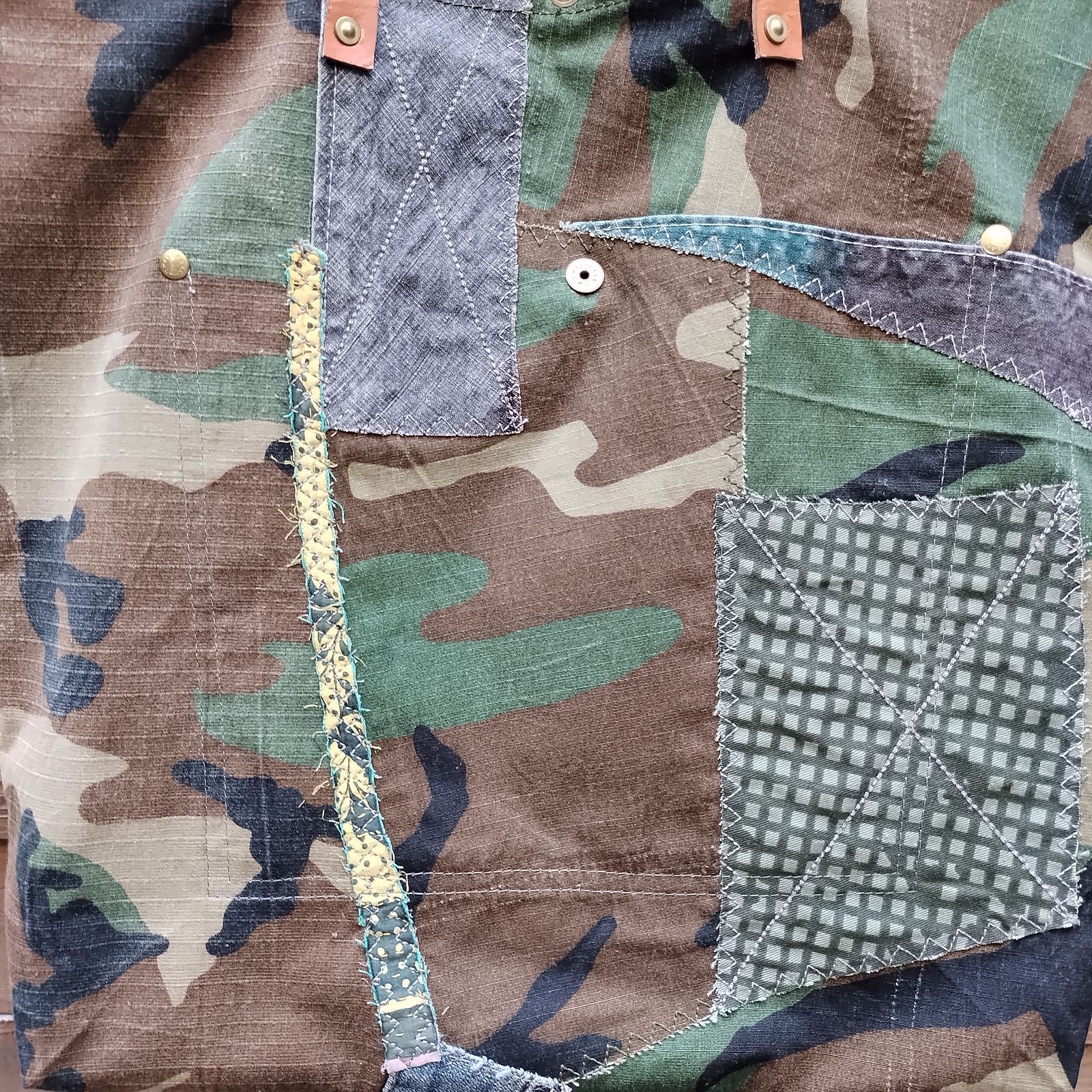 ヴィンテージ 米軍カモフラージュ 最構成 リメイク トートバック 襤褸 
