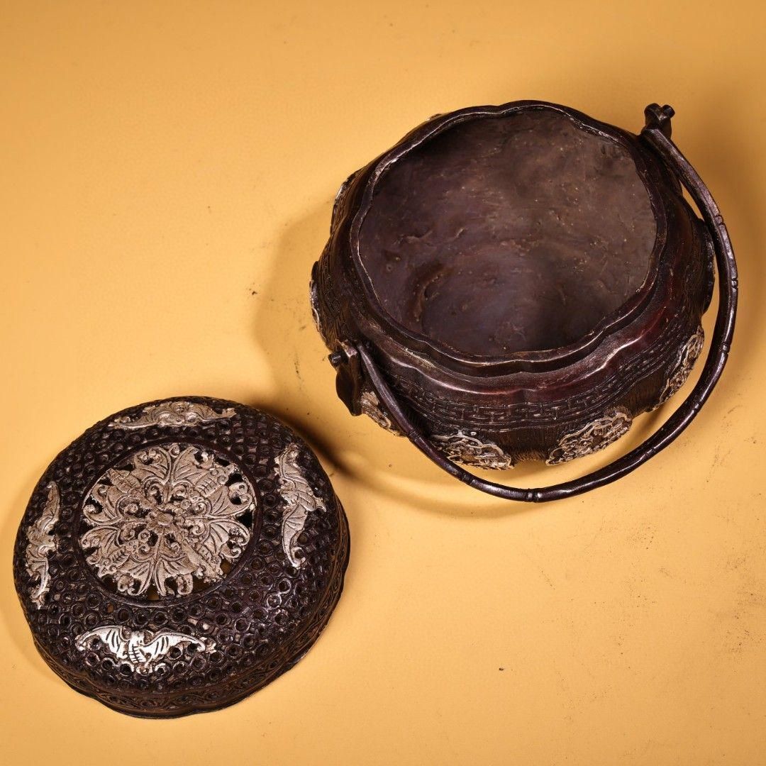 銅 細工 高浮彫鏨刻銀温手炉 香炉 提梁炉 香道具 装飾品 工芸品 置物