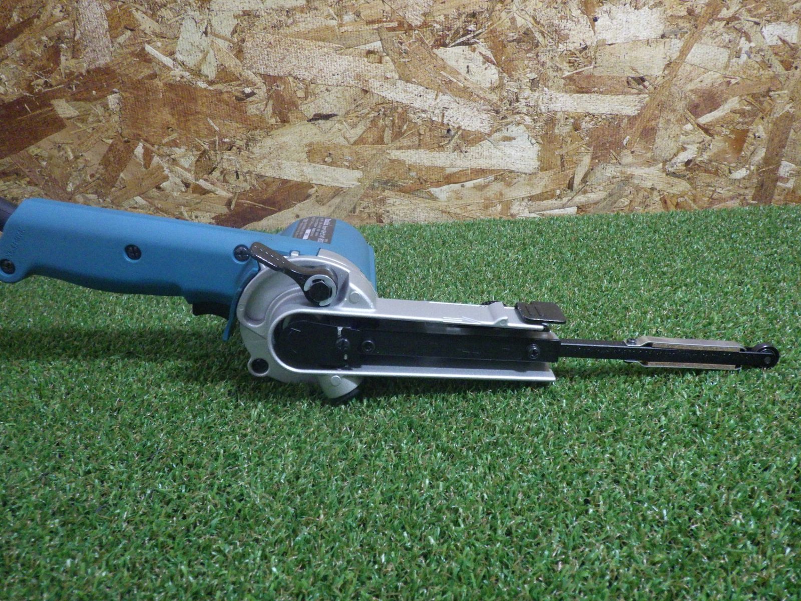 マキタ 9mmベルトサンダ 9032 箱に日焼け 傷みあり 電動工具 電動ヤスリ HRDEVELOPMENT_JP