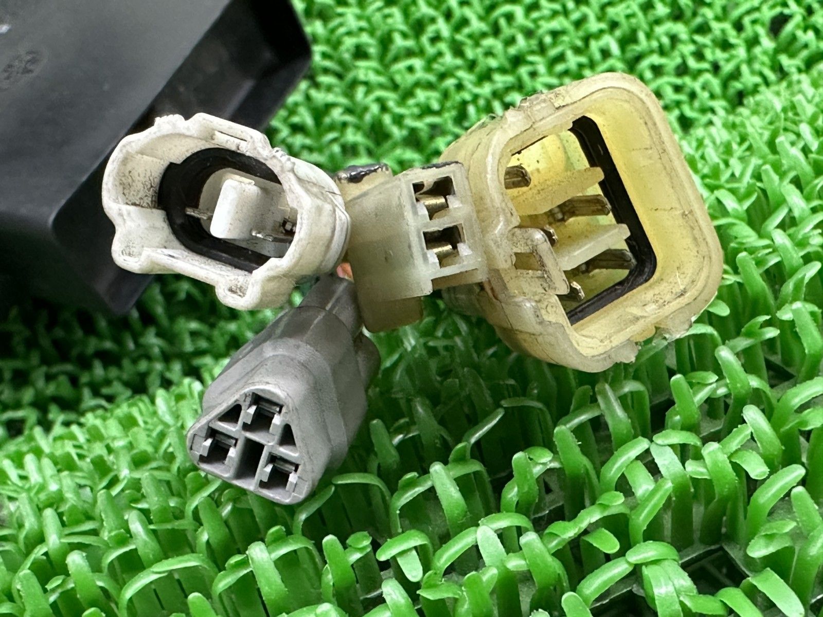 RZ50 イグナイター ヤマハ 純正 バイク 部品 RA01J CDI スパークユニット 機能的問題なし 品薄 車検 Genuine Vd