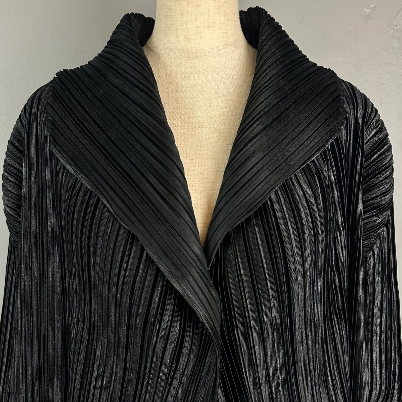 日本製 PLEATS PLEASE ISSEY MIYAKE プリーツプリーズ イッセイミヤケ