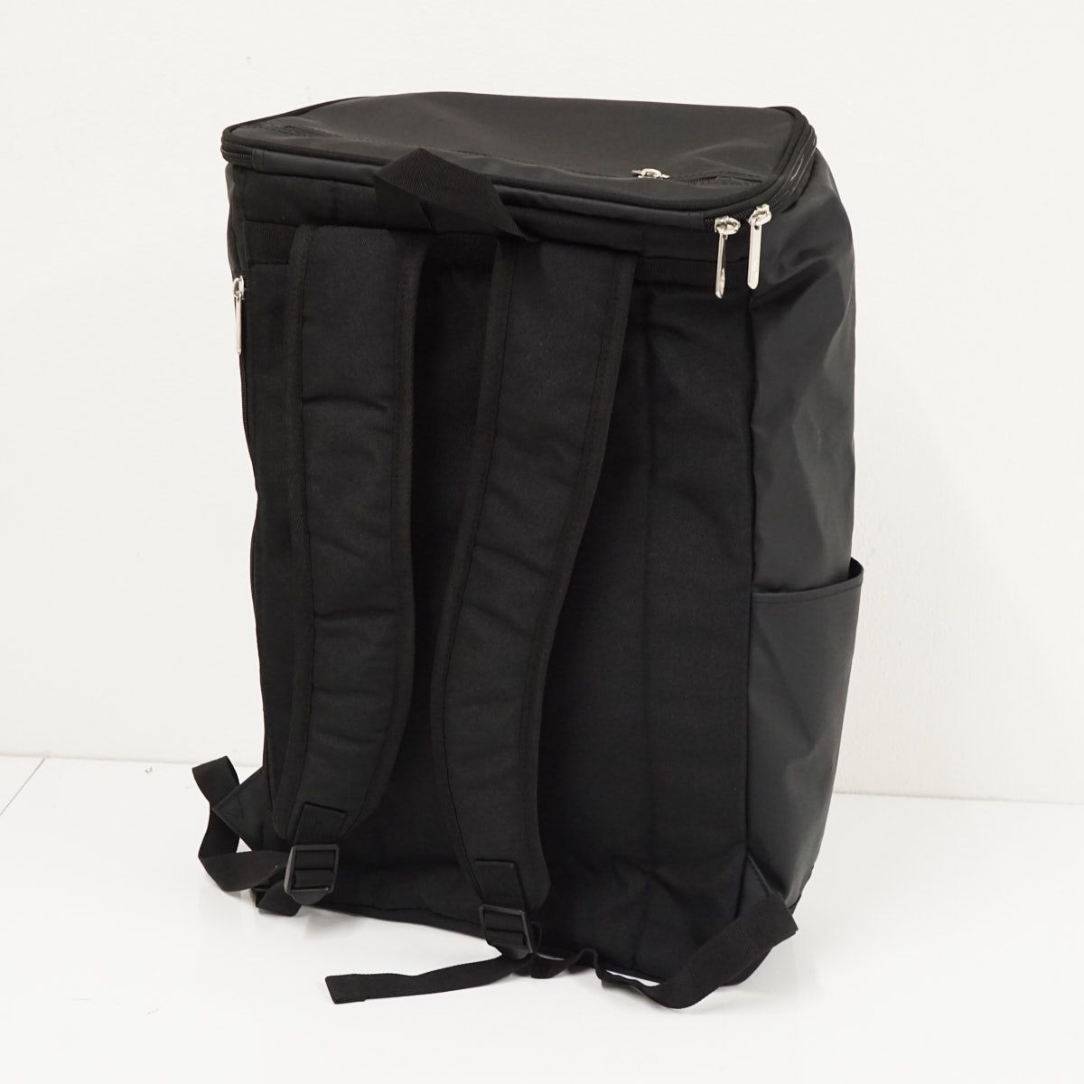 UMBRO リュック umbro アンブロ スクエア ボックス リュック バックパック USED