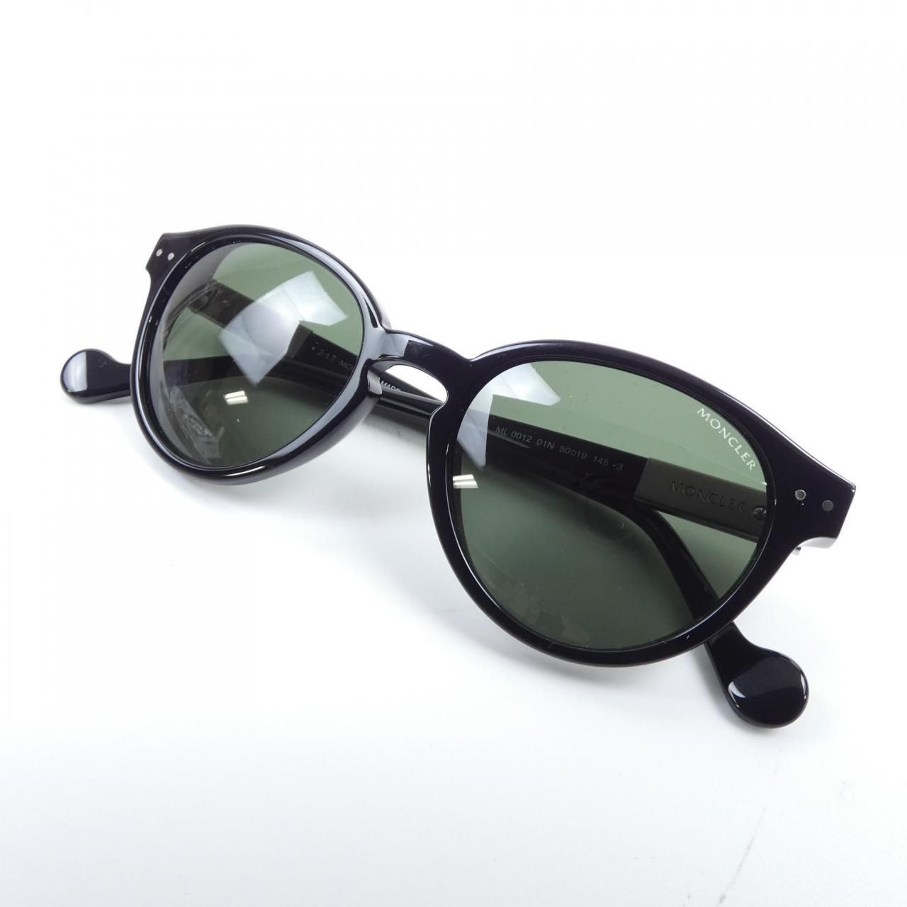 モンクレール MONCLER