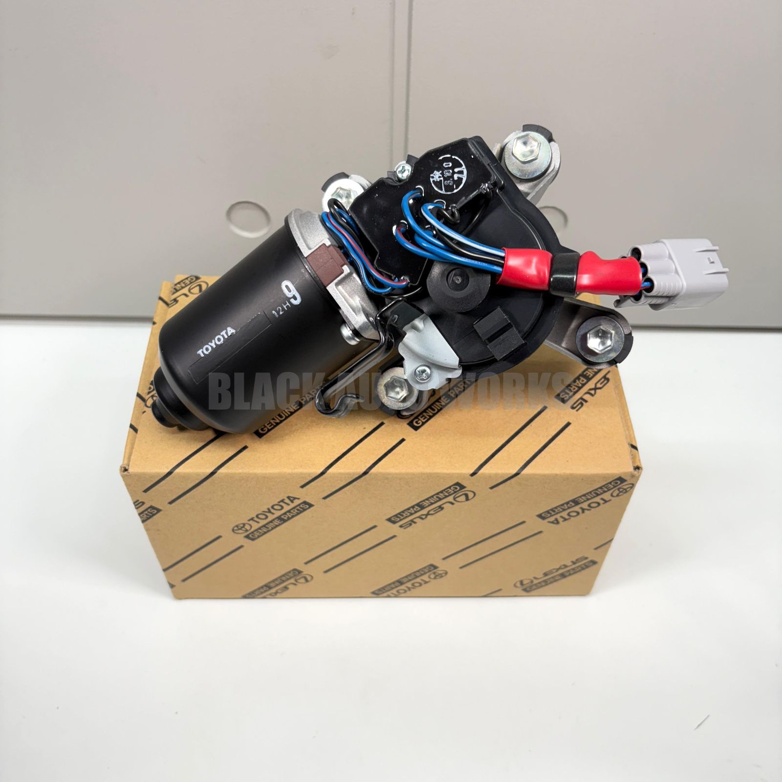 トヨタ純正品】ランクル70 ワイパー モーター 24v フロント HZJ
