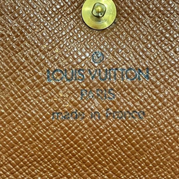 Vuitton モノグラム