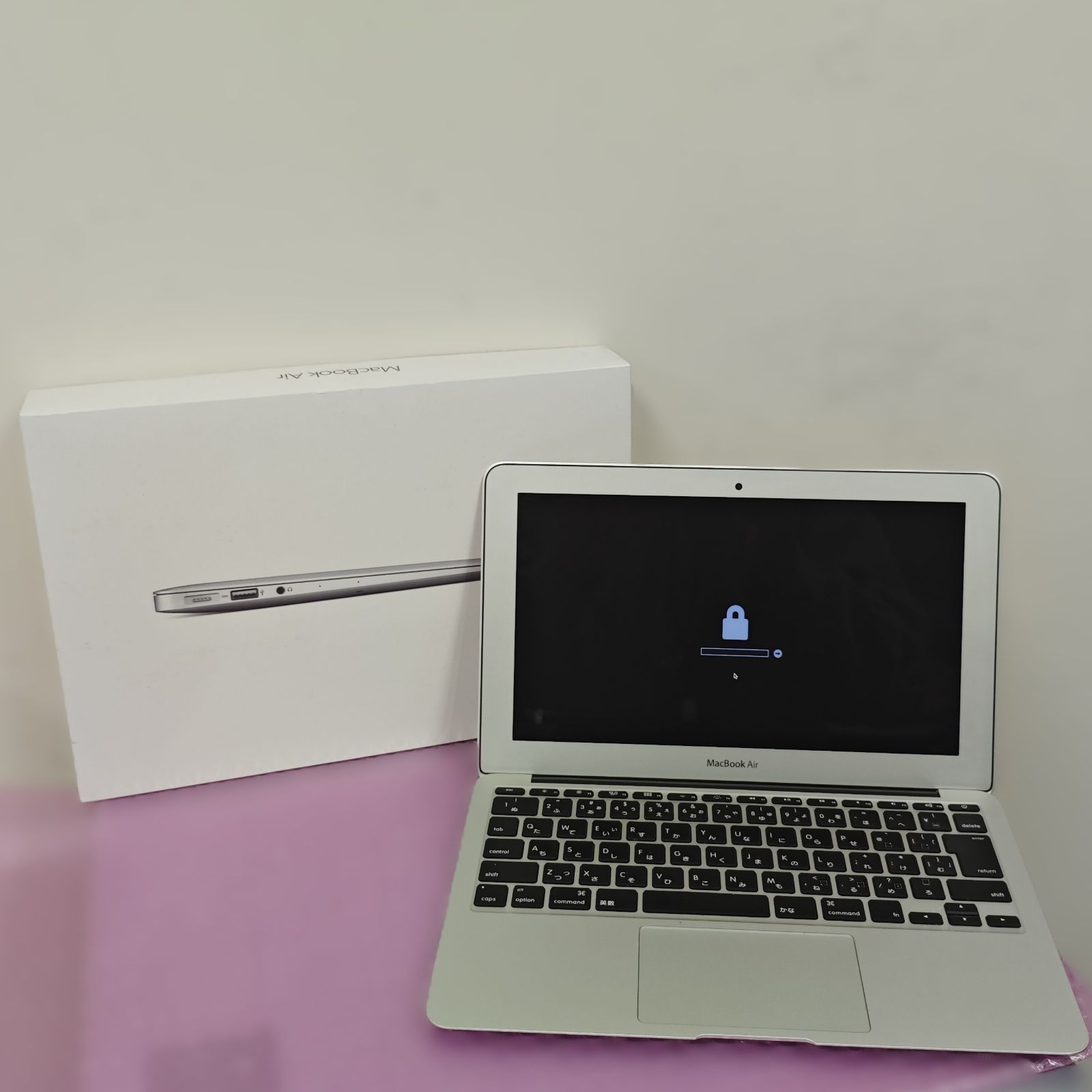 芸能人愛用のルームウェア Apple MacBook Air 11インチ 2015/ファームウェアパスワード有り MacBook本体