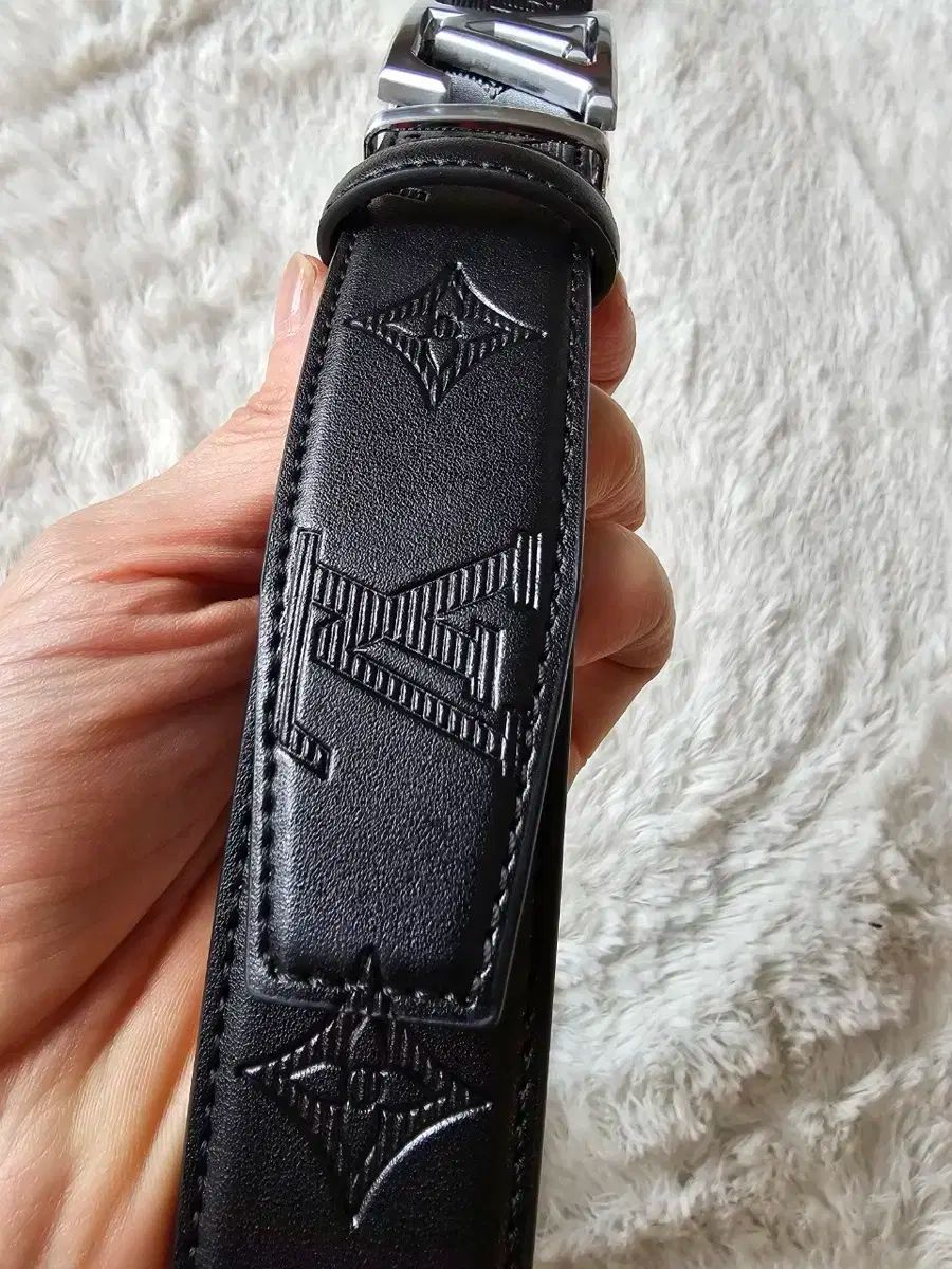 Louis Vuitton(ルイヴィトン) メンズ ベルト - メルカリ