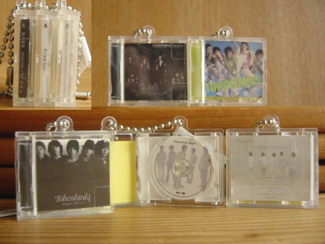 ♯Fui29BC東方神起ミニチュアCDコレクション10種 ガシャポン
