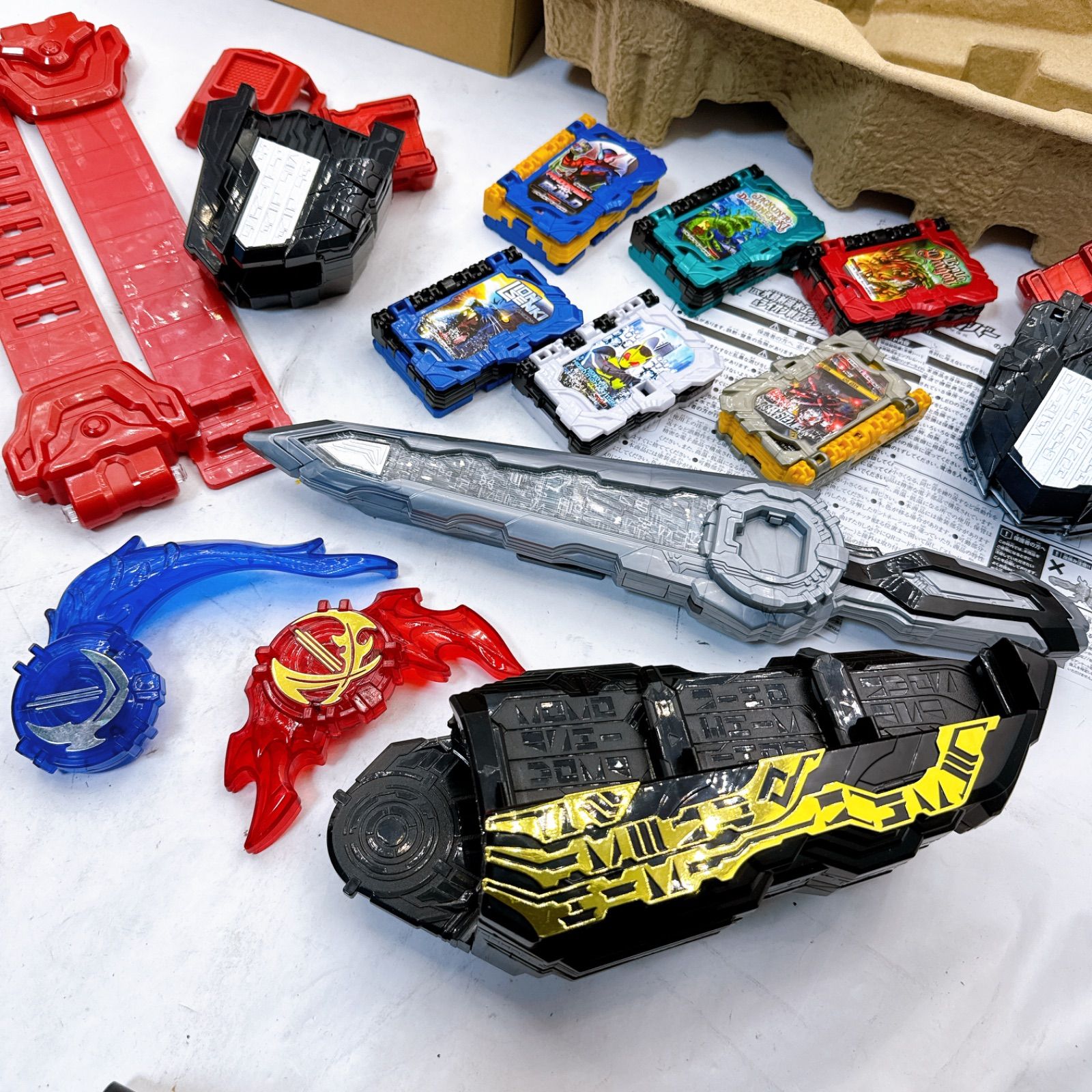 音声動作確認済み】仮面ライダーセイバー＆ブレイズ 完全