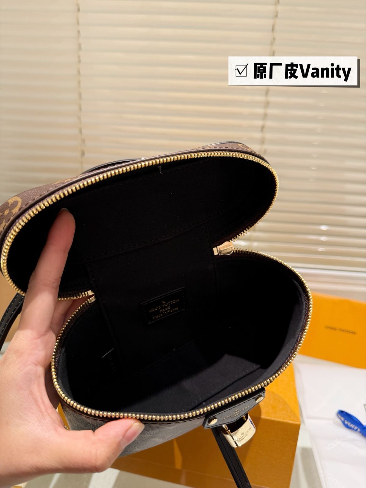 【ヘビロテ確定☆国内蓮】LV ヴァニティ ポーチ ☆Louis Vuitton☆LV × TM ヴァニティ・チェーン ポーチ (Louis