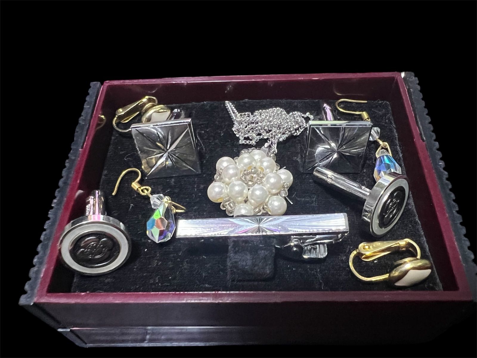 生前整理品　アクセサリーまとめ売り 中古】遺品整理 生前整理 アクセサリーまとめ売り ネックレス