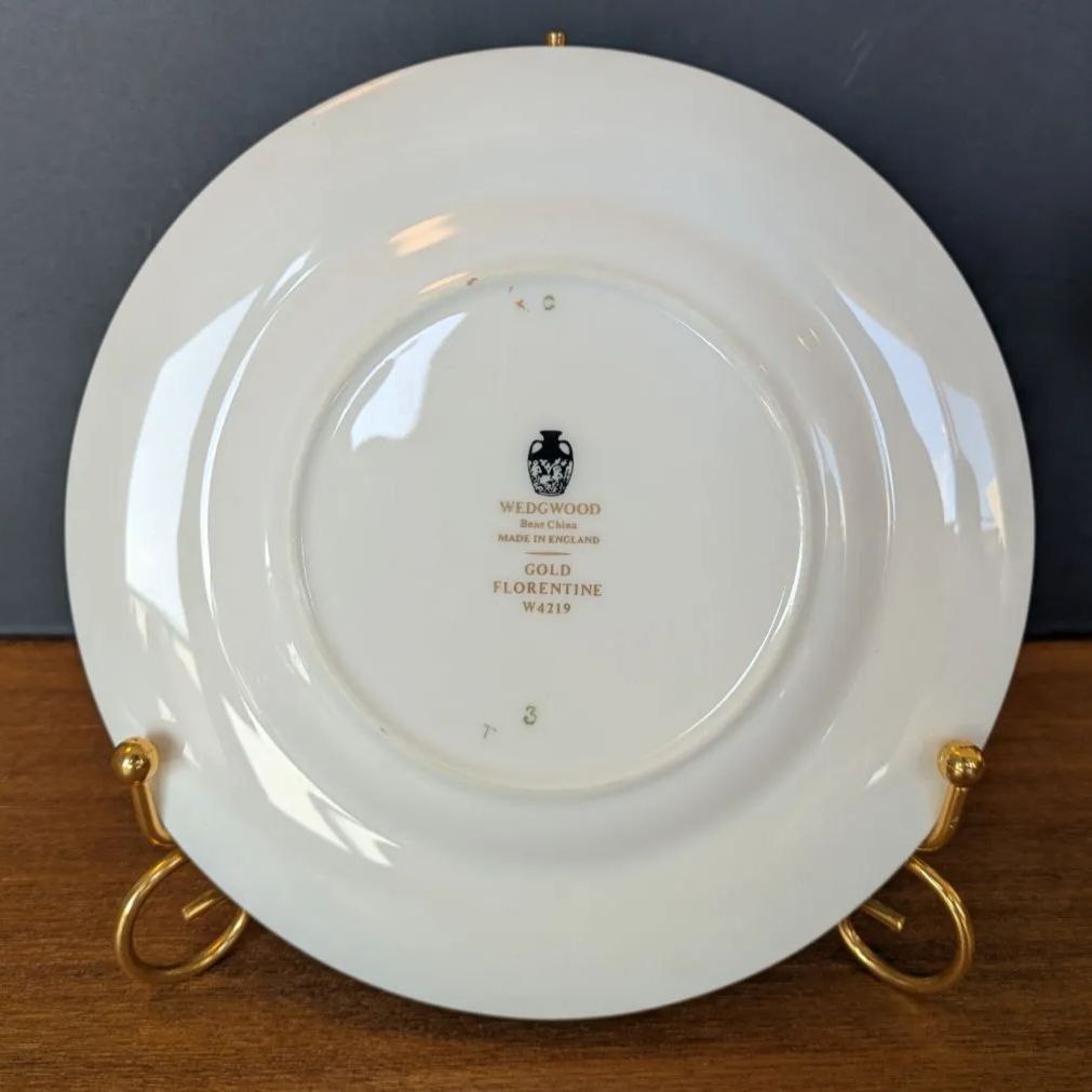 品ウェッジウッド フロレンティーン ゴールド５ピースセット カップ＆ソーサー SKLAD-KIRPICHA_RU