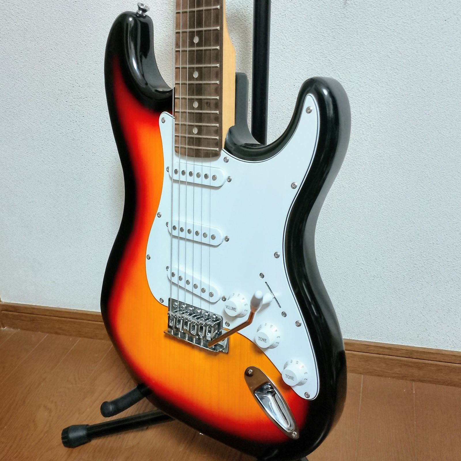 美品 Vanguard VST-01 3TS ストラトタイプ エレキギター - メルカリ